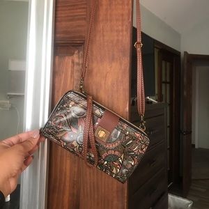 Sakroots wallet